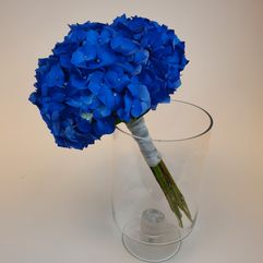 Brudbukett med blå hortensia